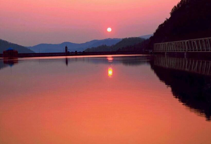 Отель Shibetsu Grand