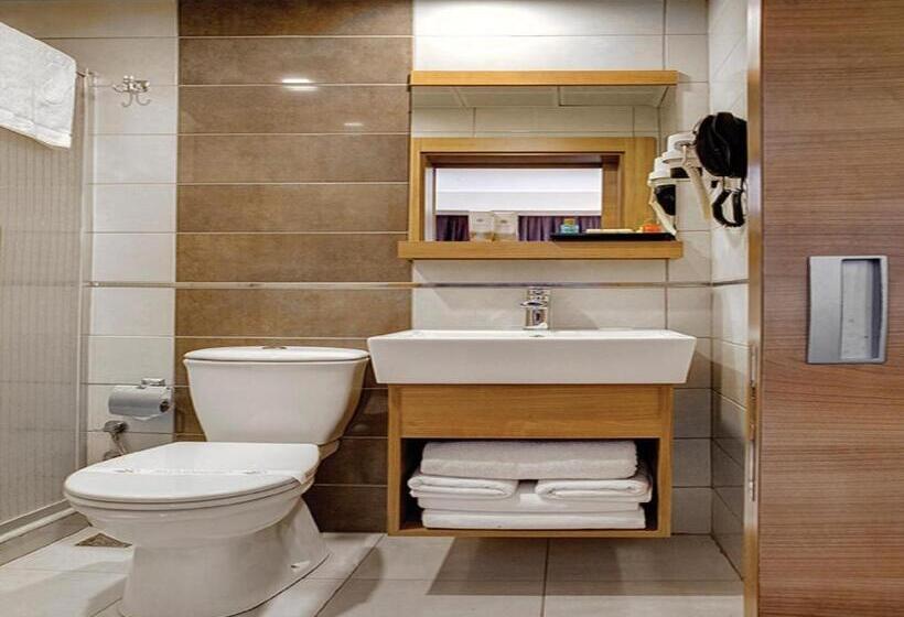 酒店 Susuzlu Seckin