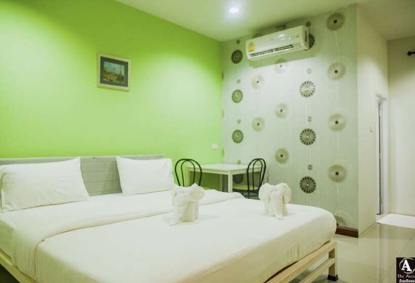 Отель The Areaac