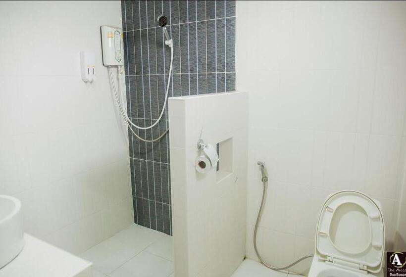 Отель The Areaac