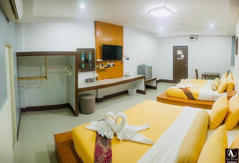 Отель The Areaac