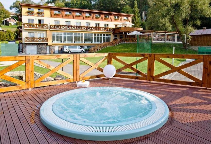 בית מלון כפרי & Wellness Lesanka