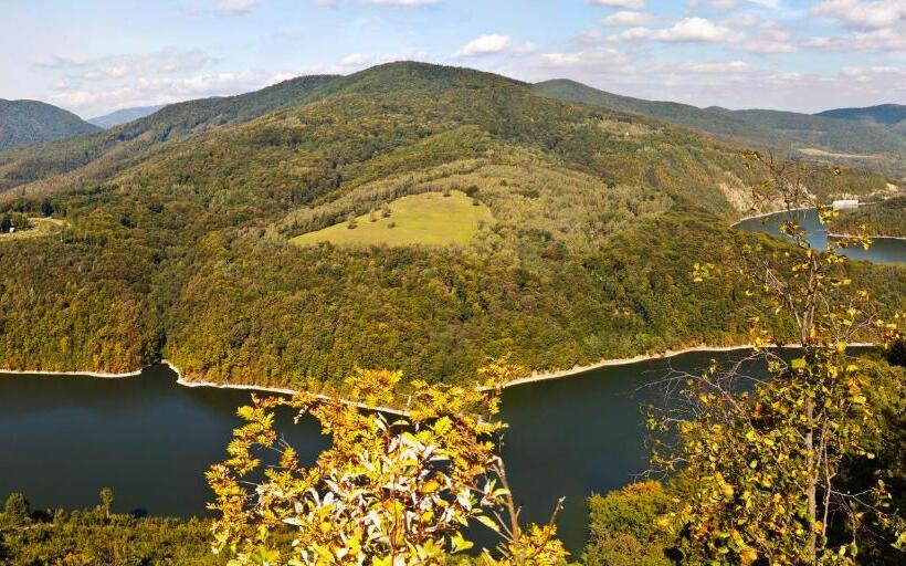 ホテル & Wellness Lesanka