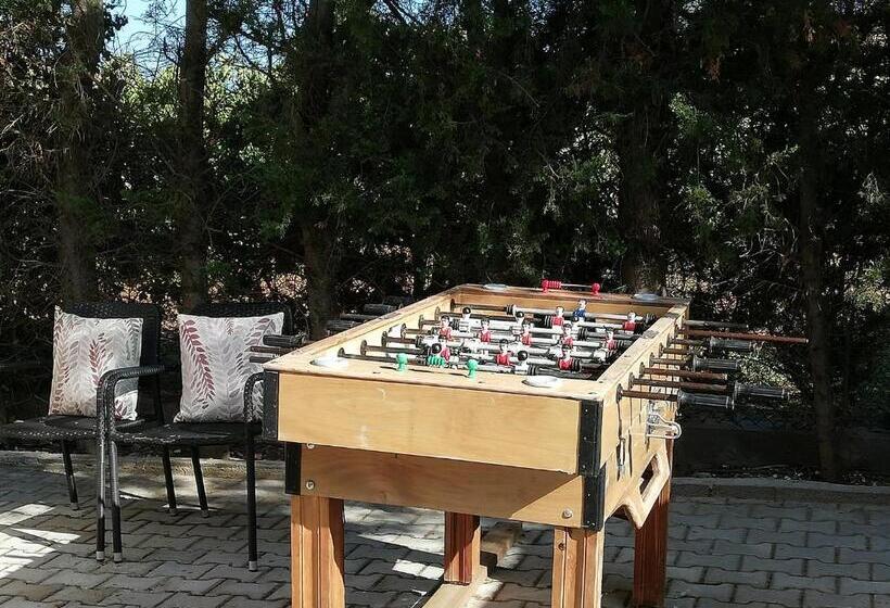 Manta Guest   Bed & Breakfast