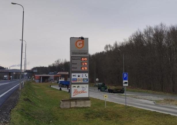 فندق على الطريق Gas Truck Centrum