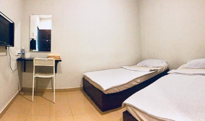 מוטל Lunas Homestay By Yolodge