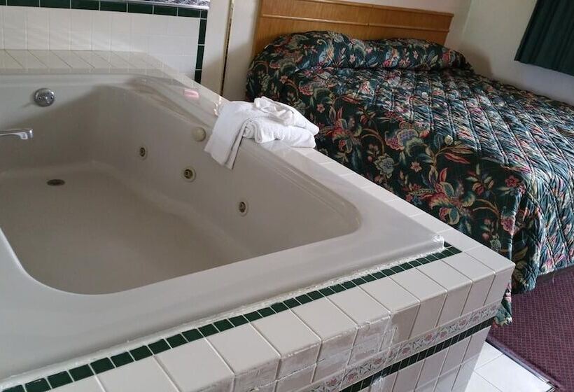 فندق على الطريق Norton Shores Inn