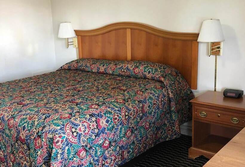 فندق على الطريق Norton Shores Inn