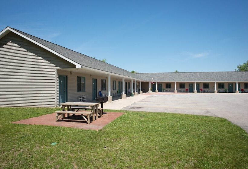 モーテル The Kingsley Suites