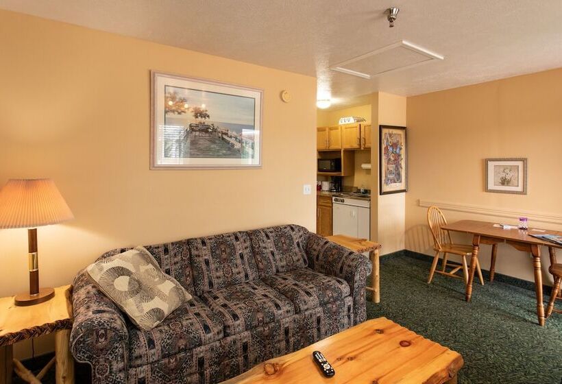 モーテル The Kingsley Suites