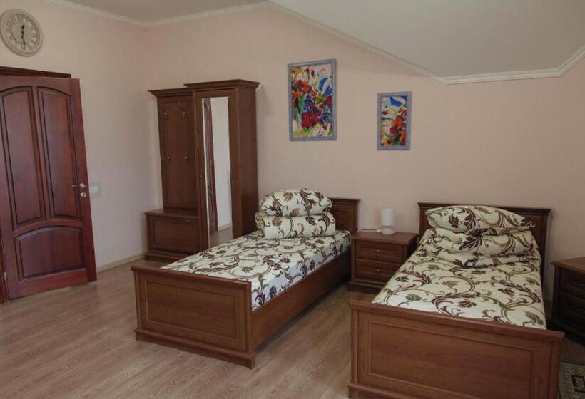 פנסיון Alekselena