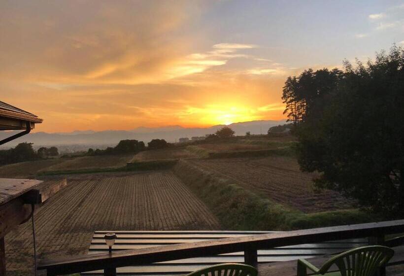 Pension (Hôtel basse catégorie) Azumino Backpackers 山の風