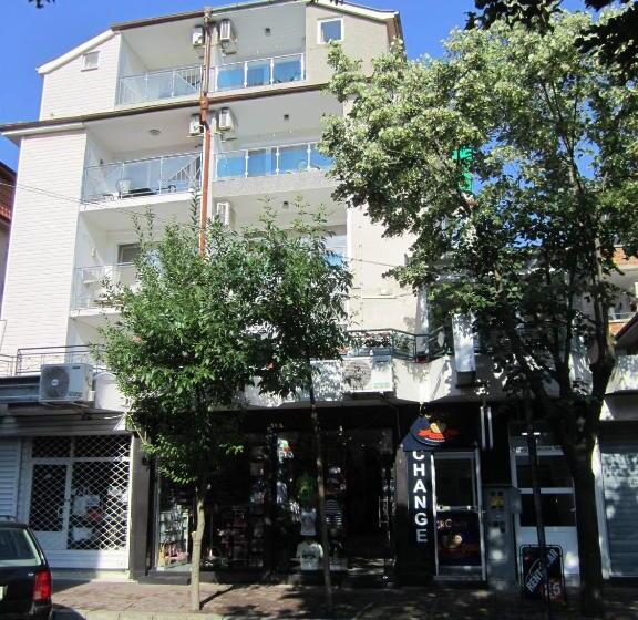 פנסיון Central Guesthouse