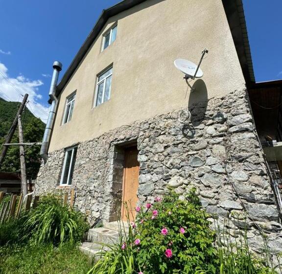 پانسیون Barbara S Eco Cozy Guesthouse