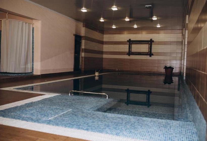 膳宿费 Girskyi Kut