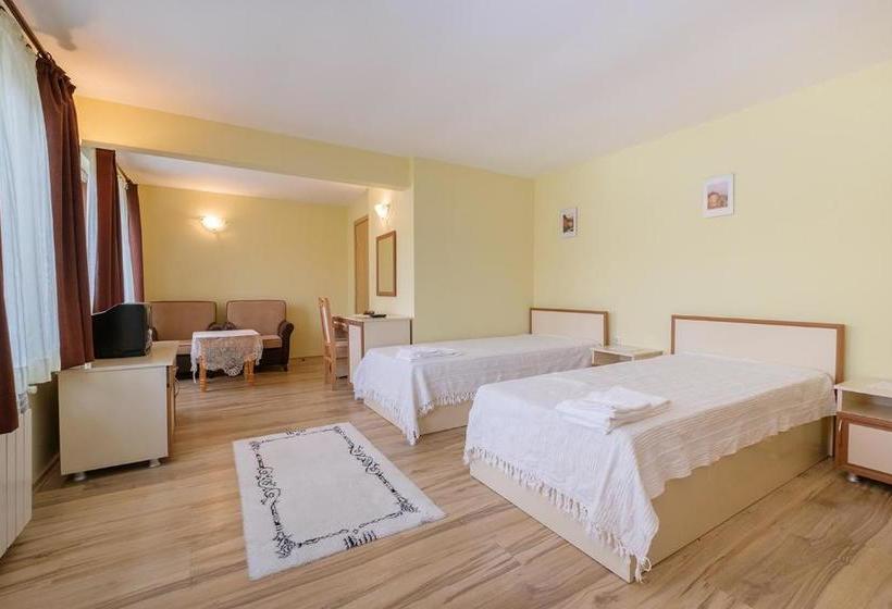 膳宿费 Guesthouse Gostilitsa