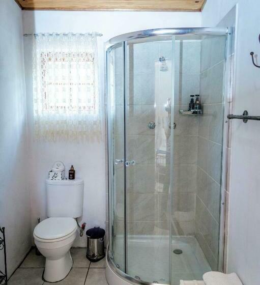 ペンション Kalahari Camelthorn Guesthouse And Camping