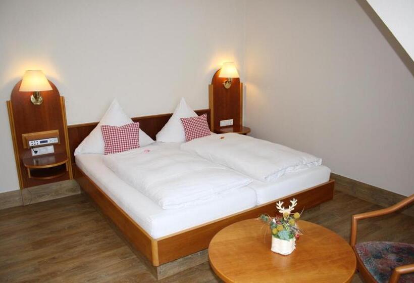 ペンション Metzgerei Moselgasthof Andries