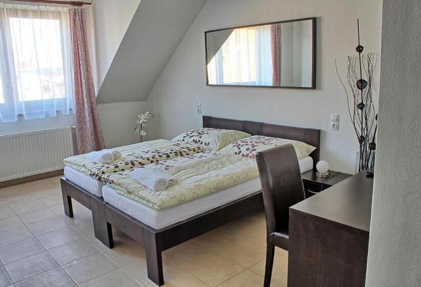 펜션 Penzion U Broucka