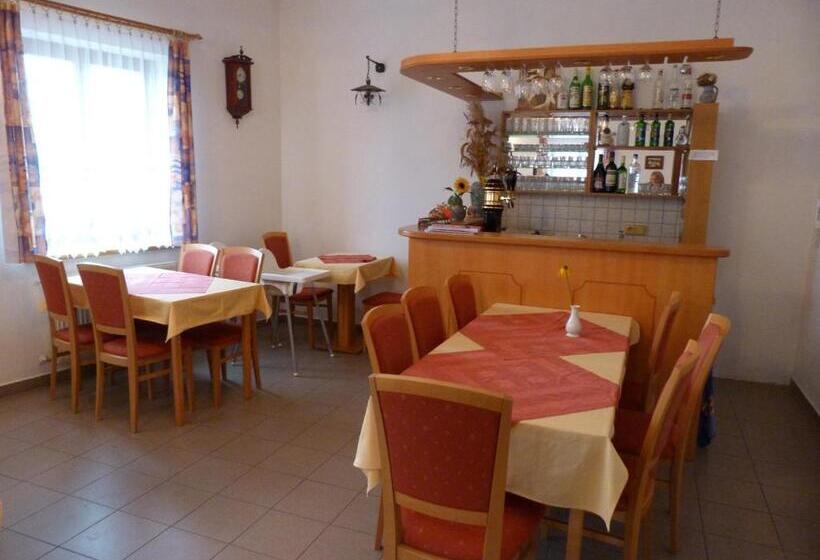 펜션 Penzion U Krumlova