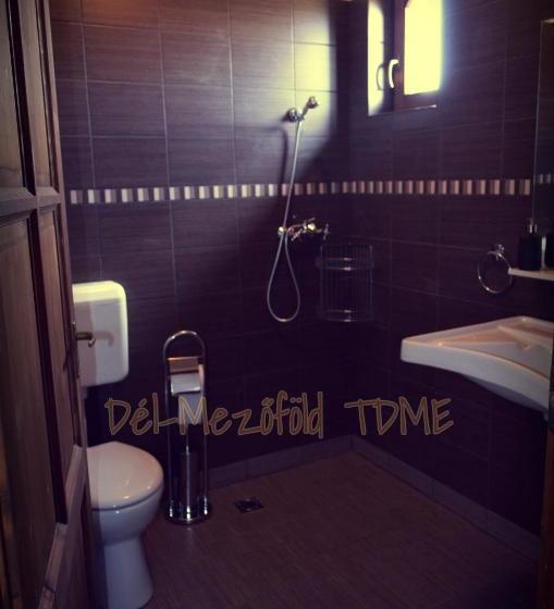 بنسيون Piszkeri Vendégház   Cece