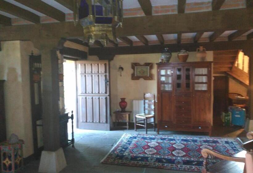 פנסיון Posada Rural Valoria