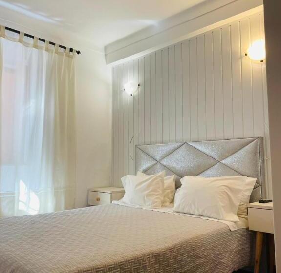 بنسيون Só Mar