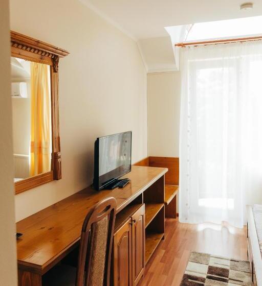 Пансион Vila Carmen Camere De închiriat 3 Stele