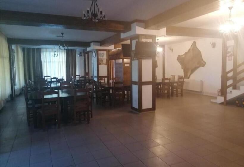 Pensiunea Pomi  Oesti