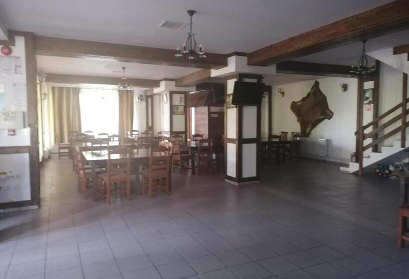 Pensiunea Pomi  Oesti