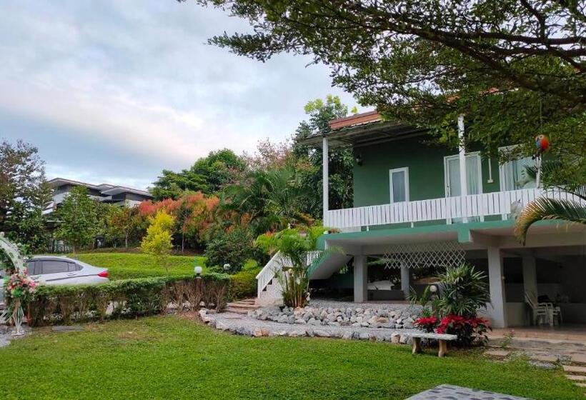 Курорт บ้านเอื้อมดาว เขาค้อ