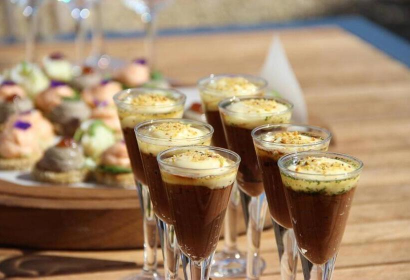 Vandenbeld Wines B&b