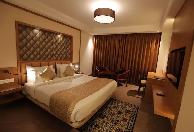ホテル Clarion Inn Indore