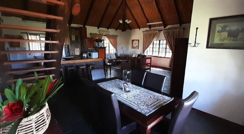 בית מלון כפרי Ezulwini Game Lodge