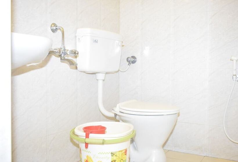 酒店 Ganesh Beach Resort