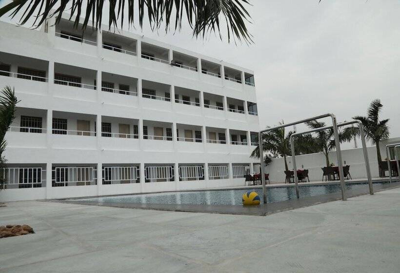 酒店 Ganesh Beach Resort