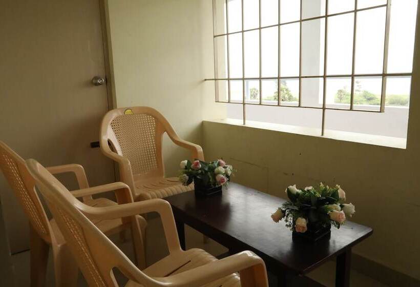 酒店 Ganesh Beach Resort