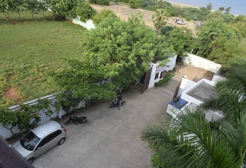 酒店 Ganesh Beach Resort