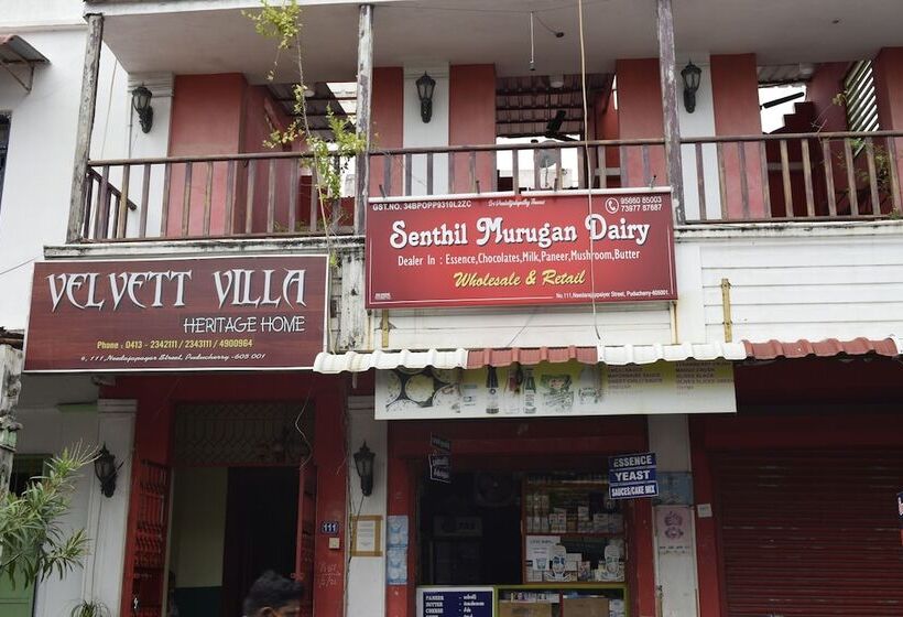 酒店 Ganesh Beach Resort