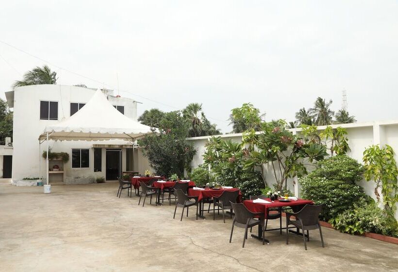 酒店 Ganesh Beach Resort