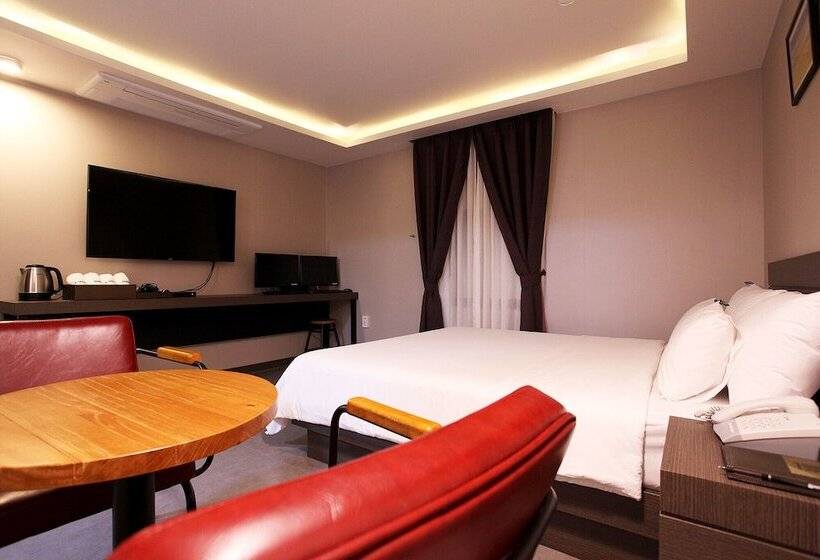 בית מלון כפרי Guri Africa