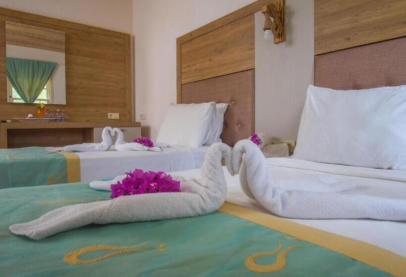 فندق Museum Resort Spa