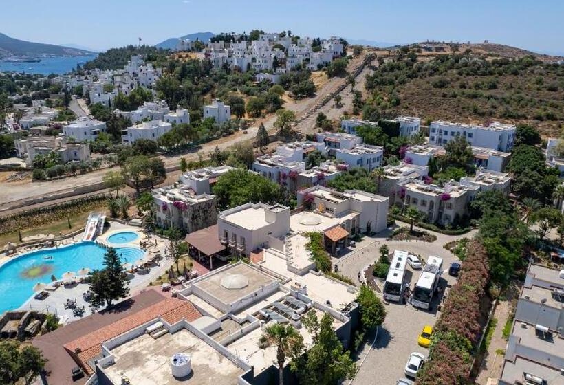 فندق Museum Resort Spa