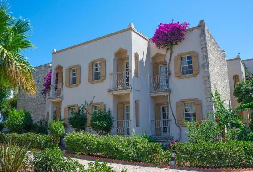 فندق Museum Resort Spa