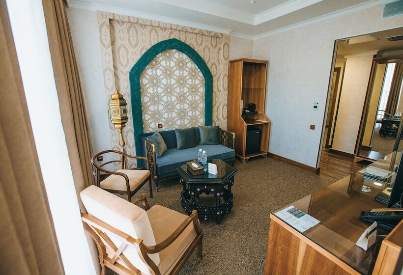 هتل Jannat Resort Osh