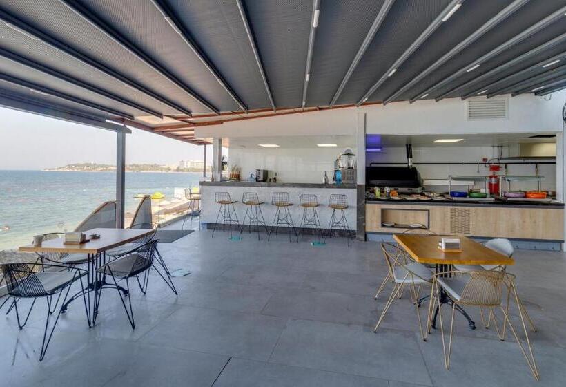 Signature Blue Resort Kuşadası