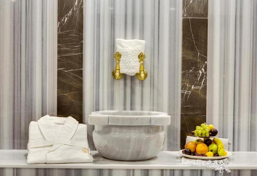 Signature Blue Resort Kuşadası