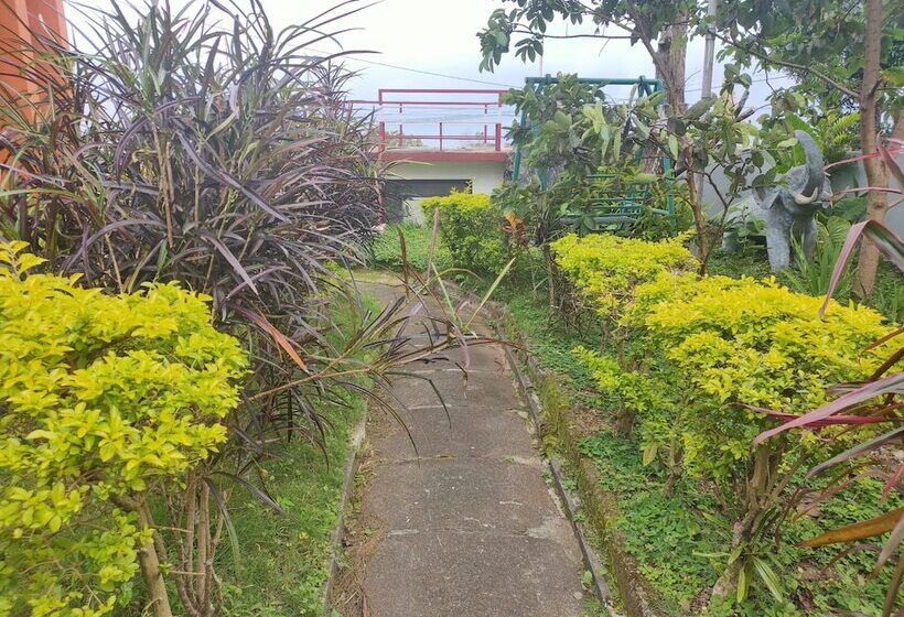 בית מלון כפרי Wina Wisata