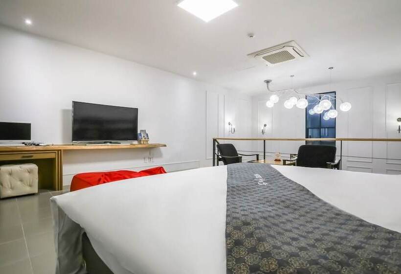 Jincheon Sun & Moon Motel