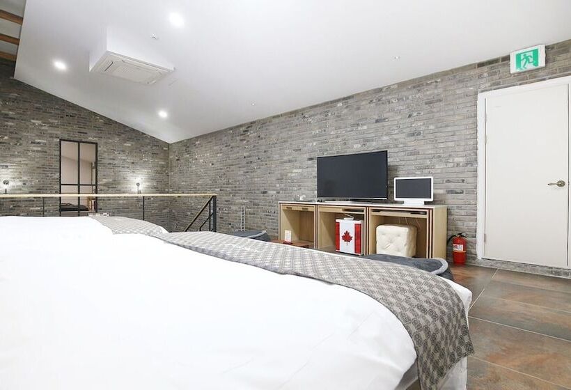 Jincheon Sun & Moon Motel